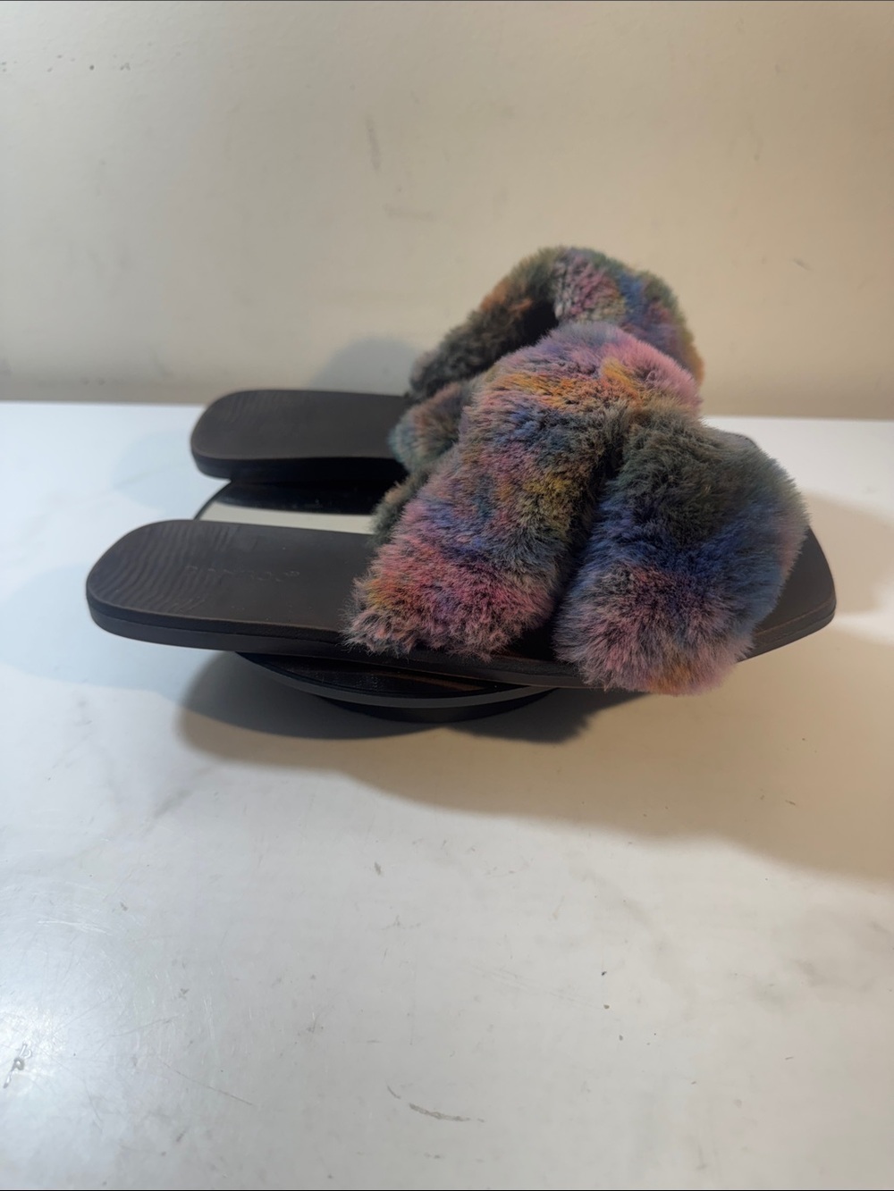Bamboo Faux Fur Slide Sandals - Women’s Size 8